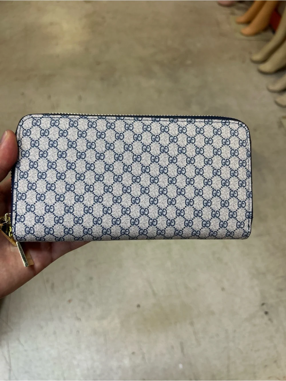 Gucci Monogram Zip-Around Card Holder in Blue and Off-White